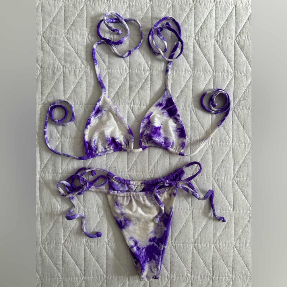 Frankie’s Bikinis Velvet Purple Tie Die Medium Bottom XS Top